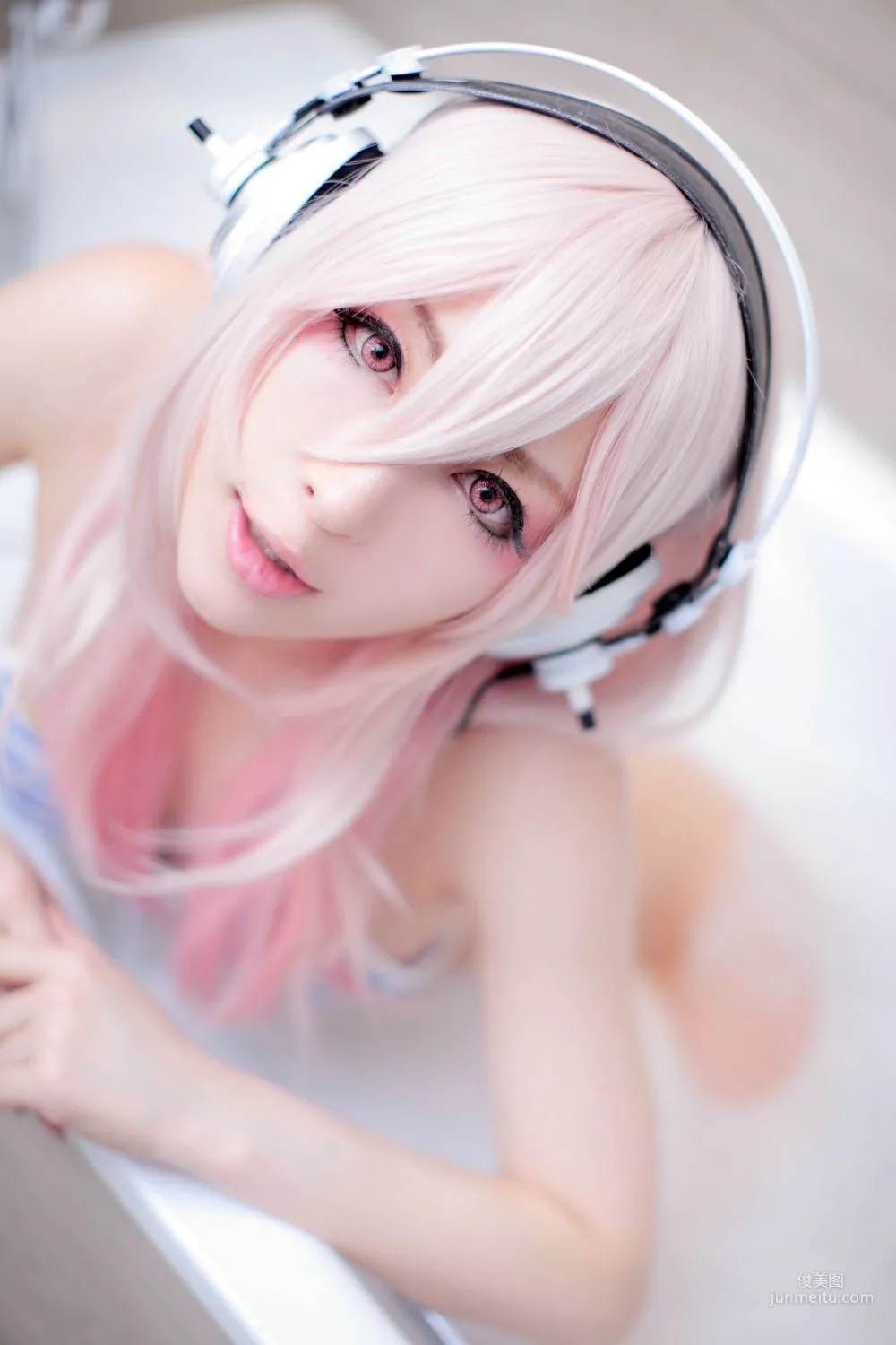 Usagi 《Sonicomi 》Super Sonico [Rabbit hutch] 写真集25