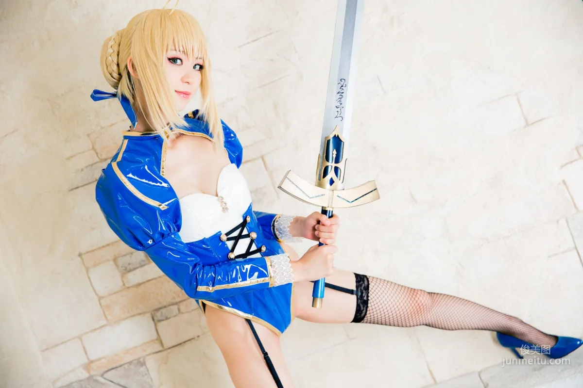 Mike(ミケ) 《Fate stay night》Saber [Mikehouse] 寫真集 36