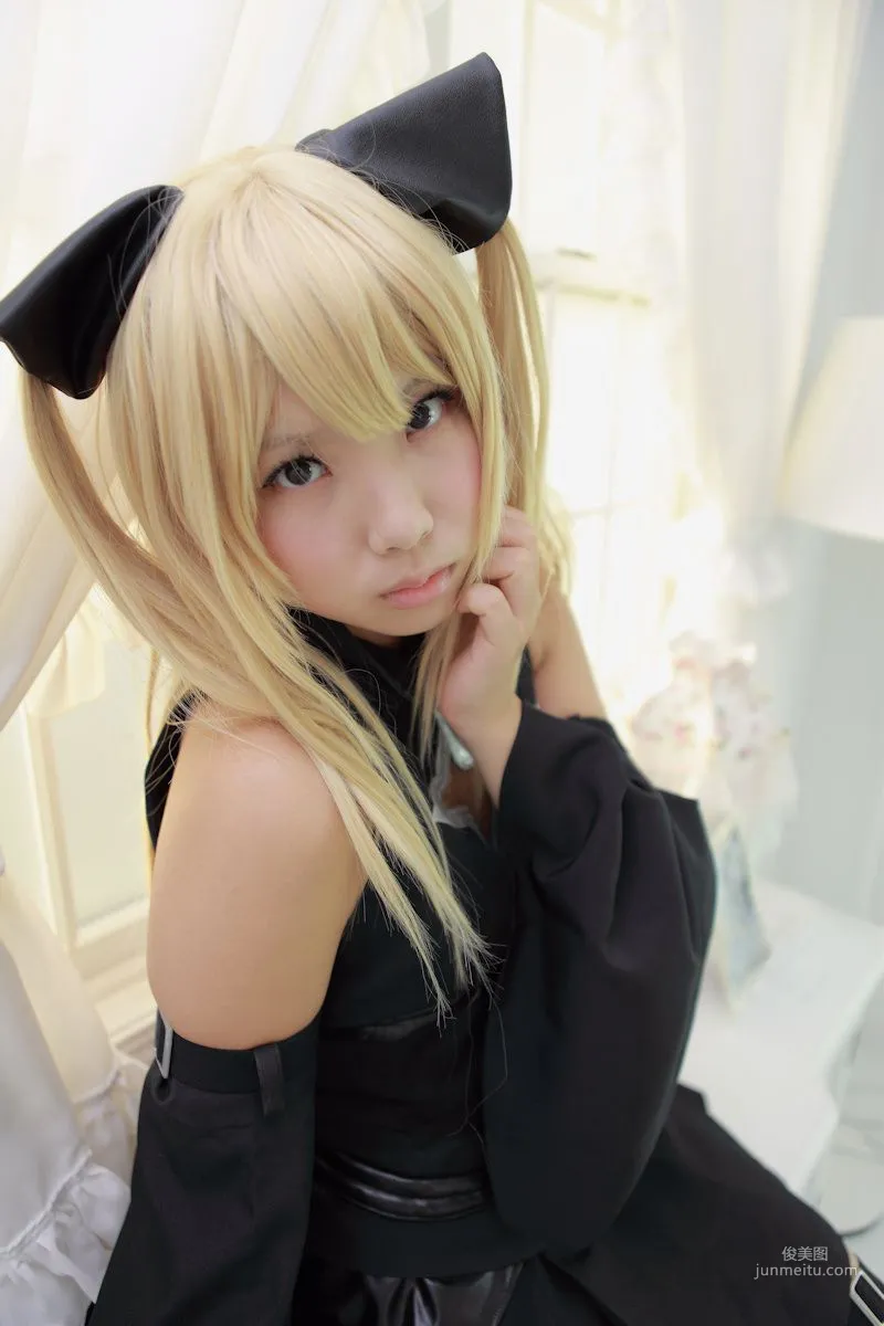 Enako(えなこ) 《To Love-Ru》Konjiki no Yami(金色の闇) 寫真集 11