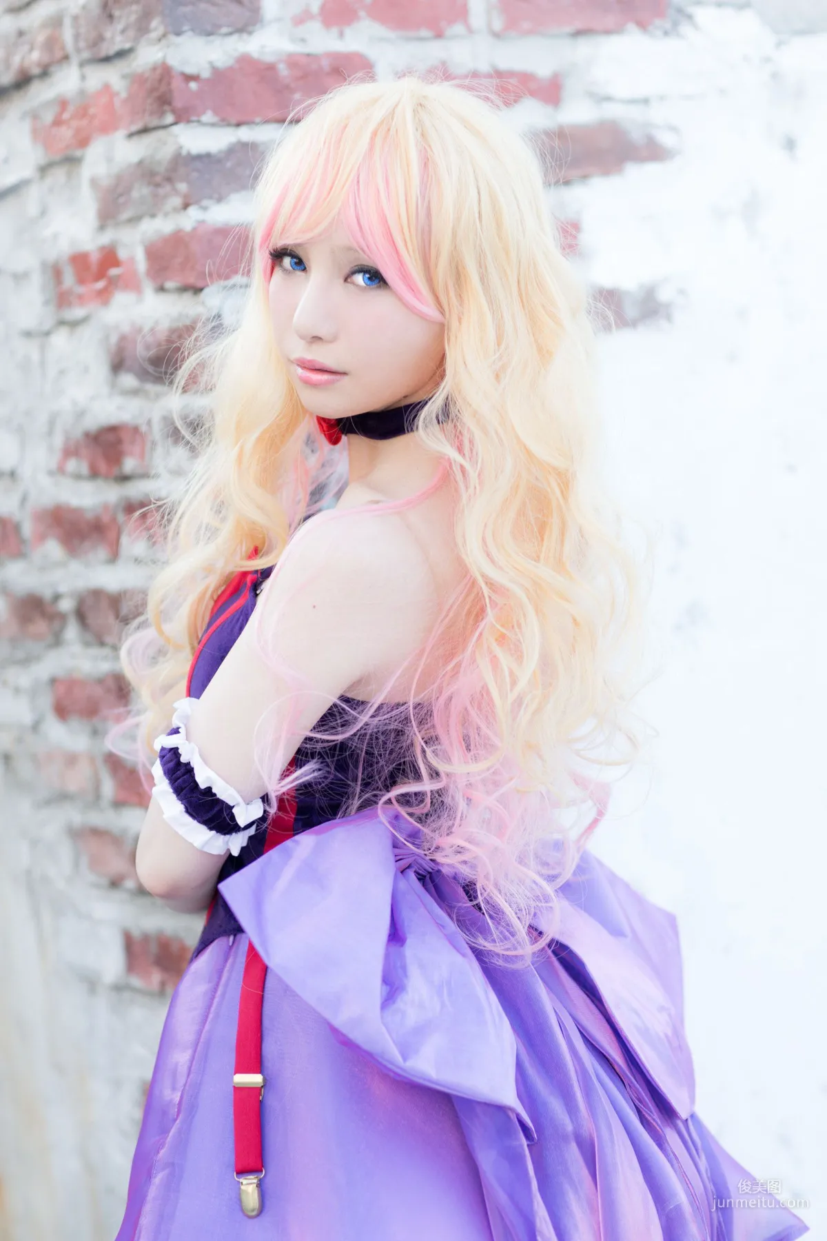 Aoi(葵) 《Macros(マクロス)》Sheryl Nome(シェリル·ノーム) [bit] 写真集1
