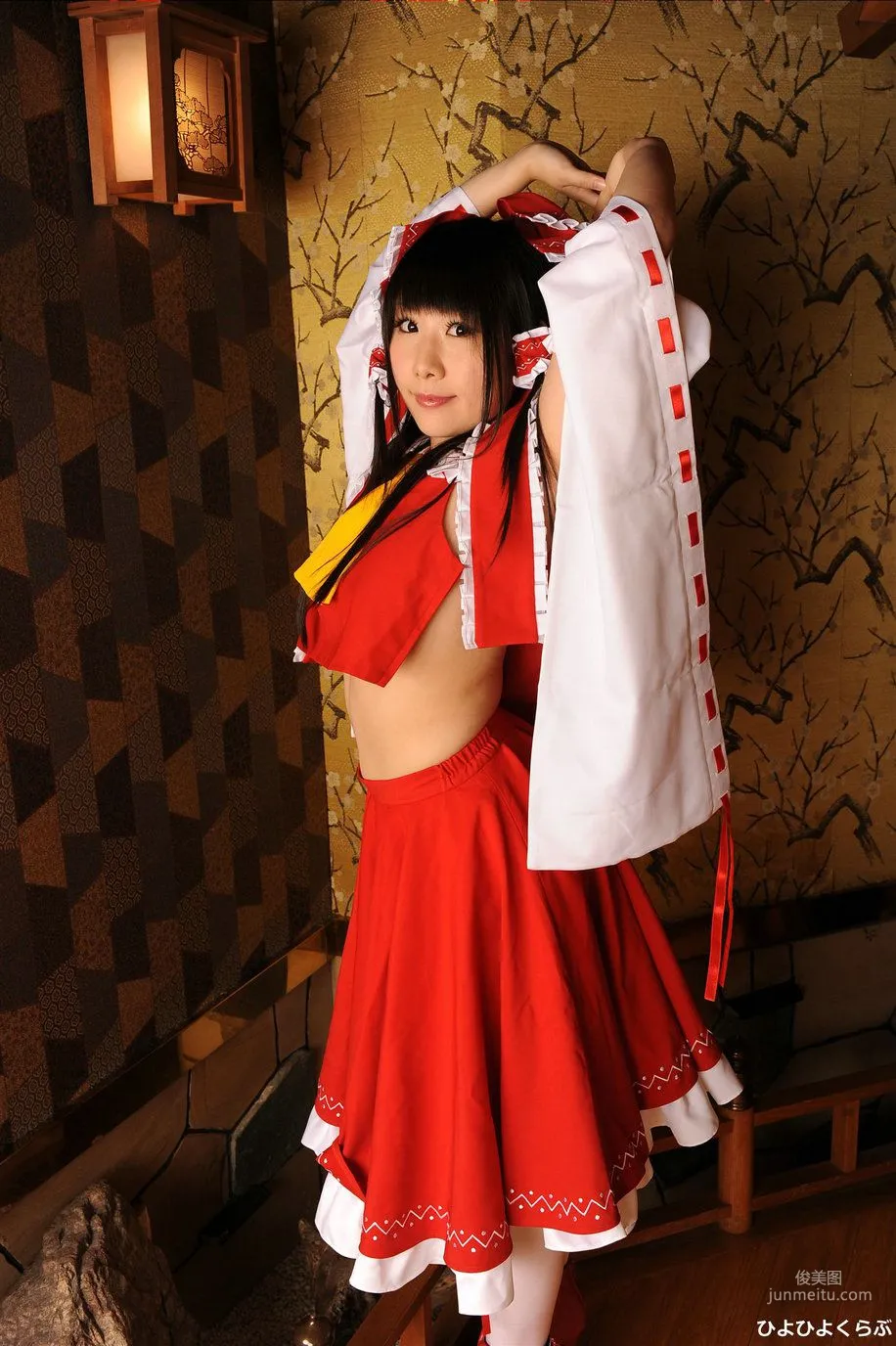 丹雫ひよ《東方Project》Hakurei Reimu [HiyoHiyo Club] 寫真集 34