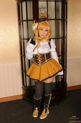 丹雫ひよ 《Mahou Shoujo Madoka Magica》Tomoe Mami  [HiyoHiyo Club] 寫真集
