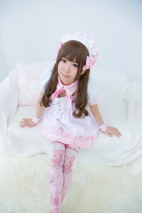 五木昶 (五木あきら) 《Maid(メイド) + School Girl(女子校生)》 寫真集