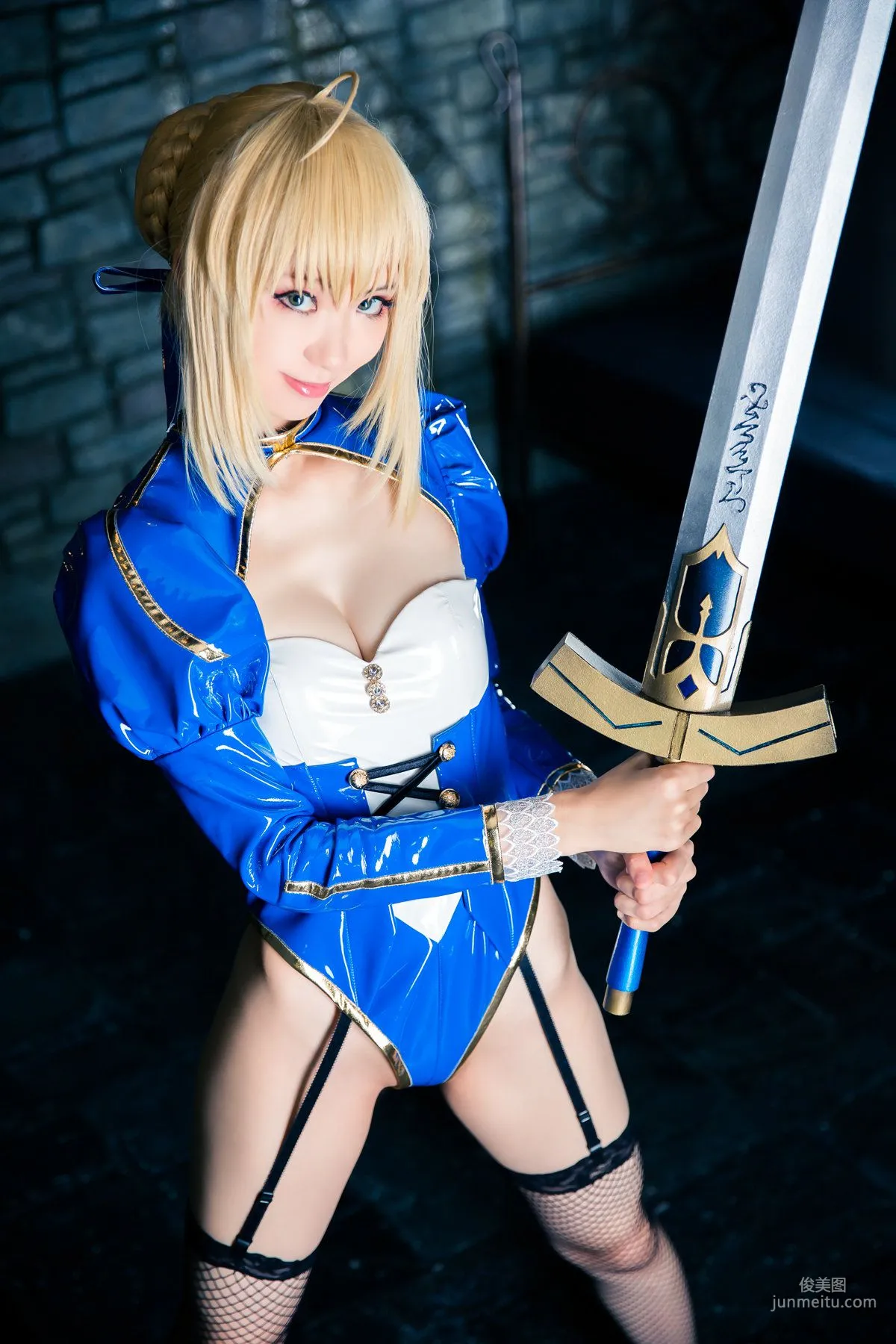 Mike(ミケ) 《Fate stay night》Saber [Mikehouse] 寫真集 25