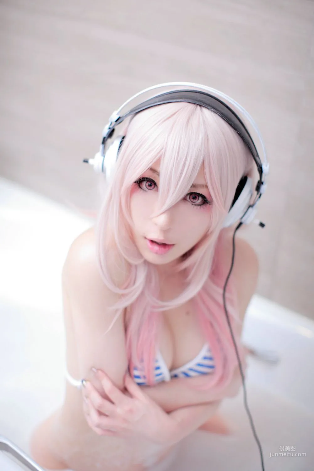 Usagi 《Sonicomi 》Super Sonico [Rabbit hutch] 写真集34