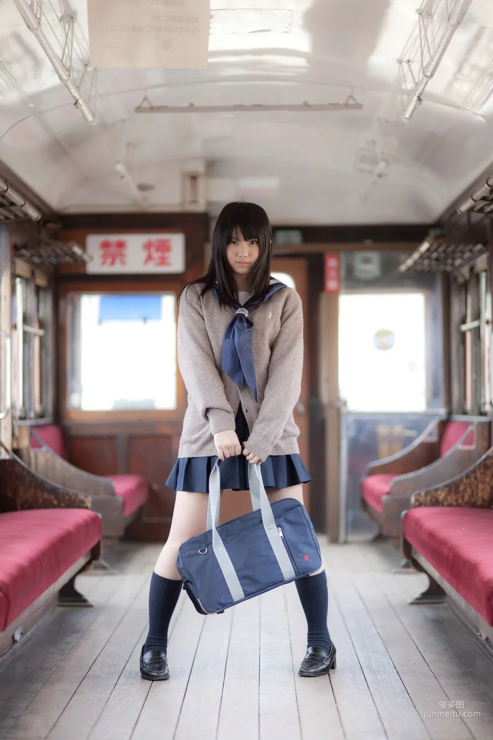 Enako(えなこ) [Ena Sotsu] School Girl (女子校生) 寫真集 62