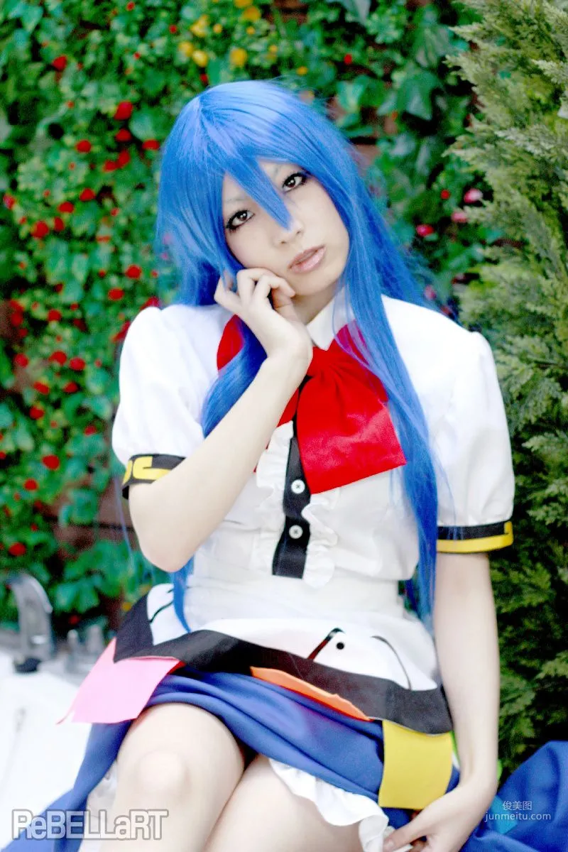 あらい夜魅 《東方Project》比那名居天子 Hinanawi Tenshi 寫真集 22
