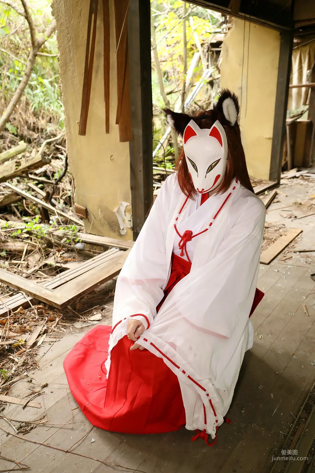 日暮りん [きつねっ狐倶楽部 2期生 Miko [日暮企畫] 寫真集 12