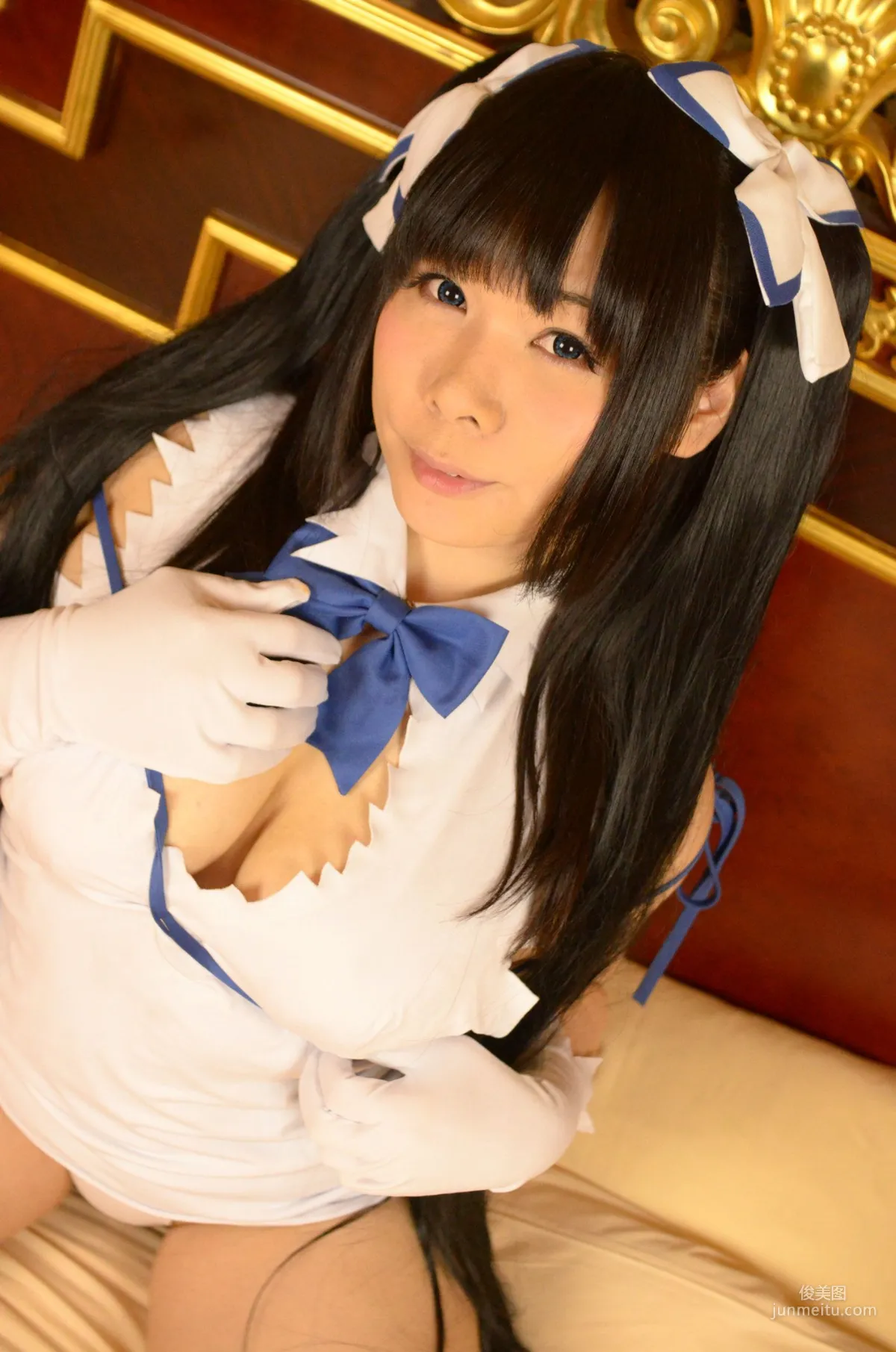 岡田ゆい《ダンジョンに出會いを求めるのは間違っているだろうか》Hestia [どてちん販売所] 寫真集 65