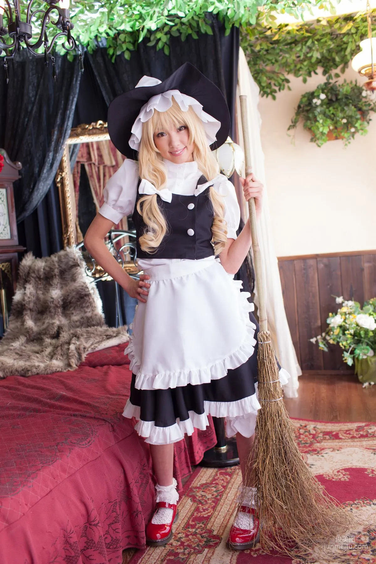 早乙女らぶ (目々澤めぐ) 《東方Project》霧雨魔理沙 Kirisame Marisa 寫真集 5