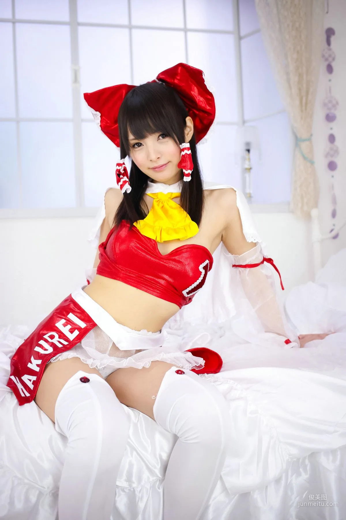 坂口みほの (桜めい) 《東方Project》博麗霊夢 [SEVEN DOLLS] 写真集7