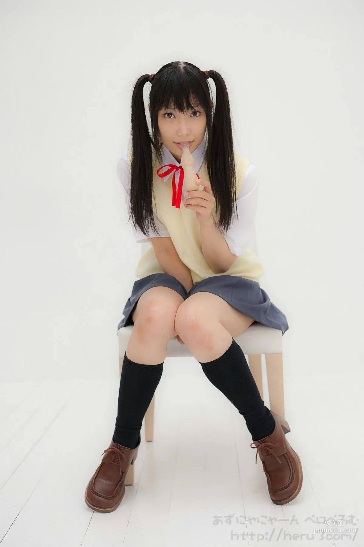 Lenfried 《K-On!》Nakano Azusa(中野梓) [Heruheru3] 寫真集 34