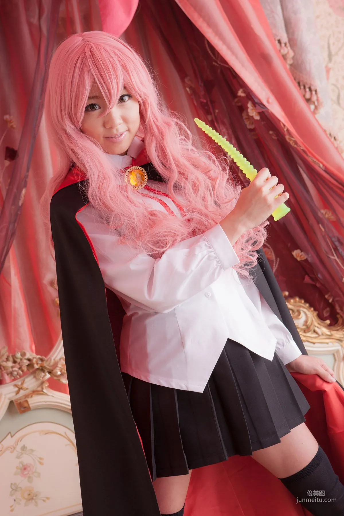 早乙女らぶ《ゼロの使い魔》Louise Francoise Le Blanc de La Valliere [@factory] 寫真集 19