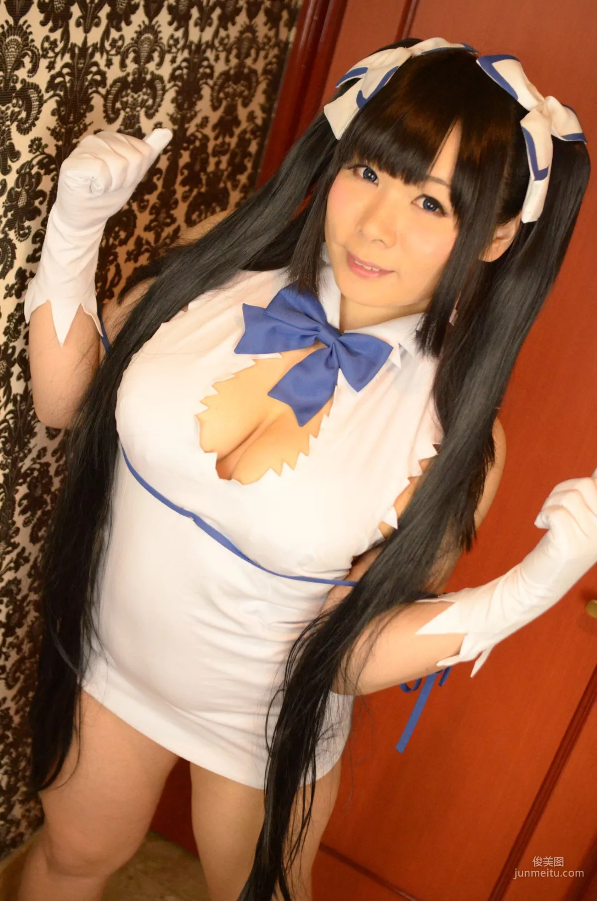 岡田ゆい《ダンジョンに出會いを求めるのは間違っているだろうか》Hestia [どてちん販売所] 寫真集 5