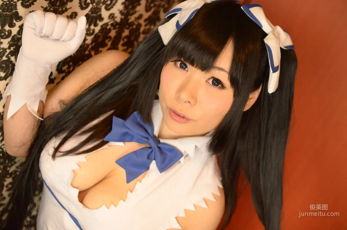 岡田ゆい《ダンジョンに出會いを求めるのは間違っているだろうか》Hestia [どてちん販売所] 寫真集 13