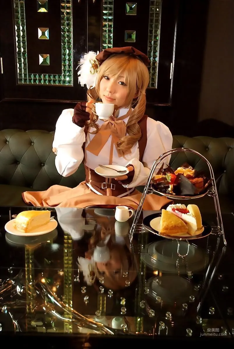 華群みさき《魔法少女まどか☆マギカ》Tomoe Mami(巴マミ) [HONEY BUNNY] 寫真集 33