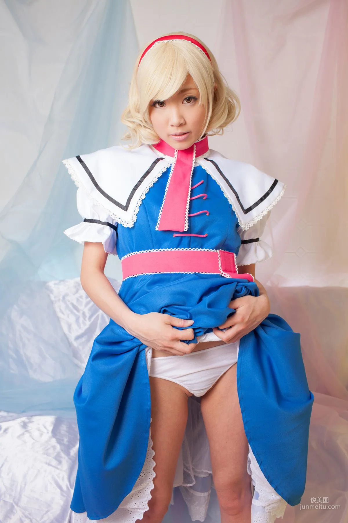 早乙女らぶ《東方Project》Alice Margatroid [@factory] 寫真集 26