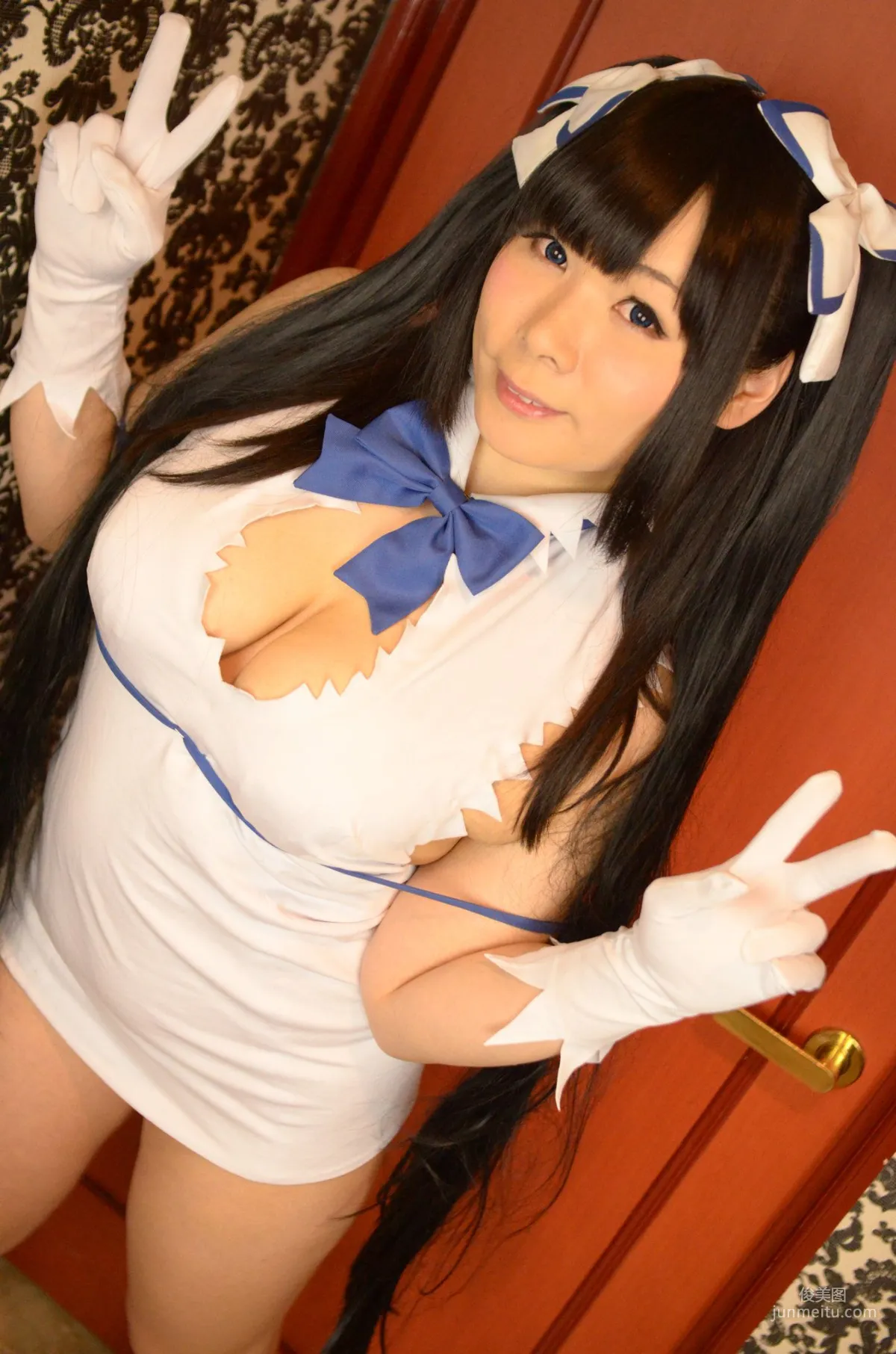 岡田ゆい《ダンジョンに出會いを求めるのは間違っているだろうか》Hestia [どてちん販売所] 寫真集 15