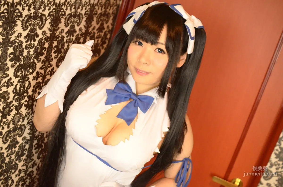 岡田ゆい《ダンジョンに出會いを求めるのは間違っているだろうか》Hestia [どてちん販売所] 寫真集 4
