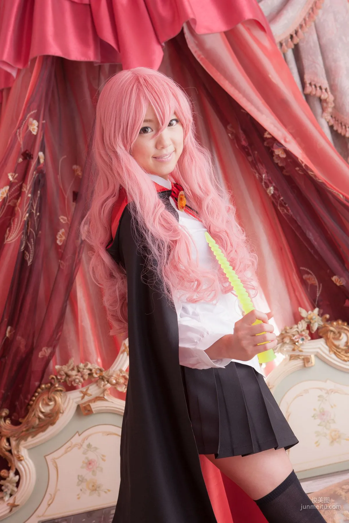 早乙女らぶ《ゼロの使い魔》Louise Francoise Le Blanc de La Valliere [@factory] 寫真集 26