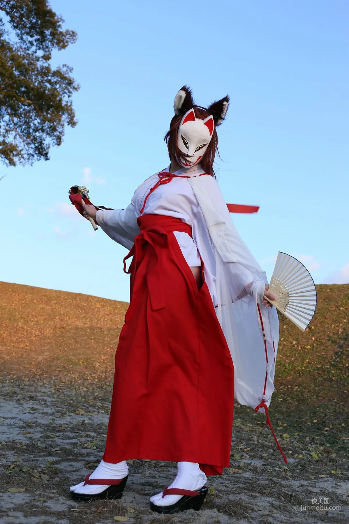 日暮りん [きつねっ狐倶楽部 2期生 Miko [日暮企畫] 寫真集 6