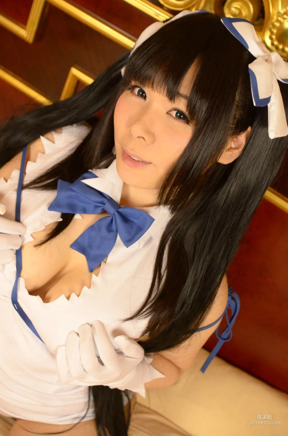 岡田ゆい《ダンジョンに出會いを求めるのは間違っているだろうか》Hestia [どてちん販売所] 寫真集 67