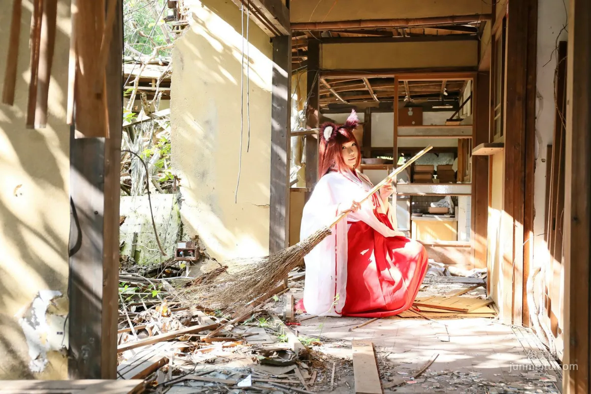 日暮りん [きつねっ狐倶楽部 2期生 Miko [日暮企畫] 寫真集 43