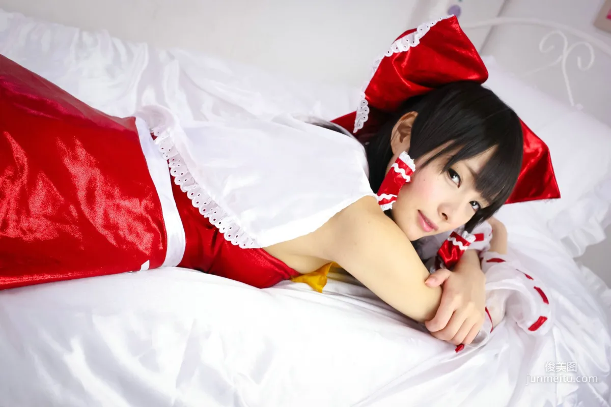 坂口みほの (桜めい) 《東方Project》博麗霊夢 [SEVEN DOLLS] 写真集27