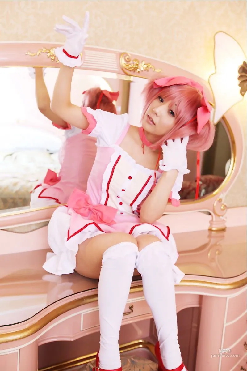 華群みさき《魔法少女まどか☆マギカ》鹿目まどか [HONEY BUNNY] 寫真集 27