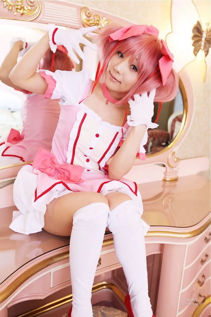 華群みさき《魔法少女まどか☆マギカ》鹿目まどか [HONEY BUNNY] 寫真集 28
