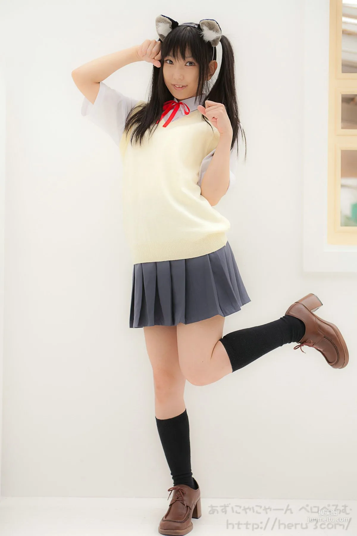 Lenfried 《K-On!》Nakano Azusa(中野梓) [Heruheru3] 寫真集 37