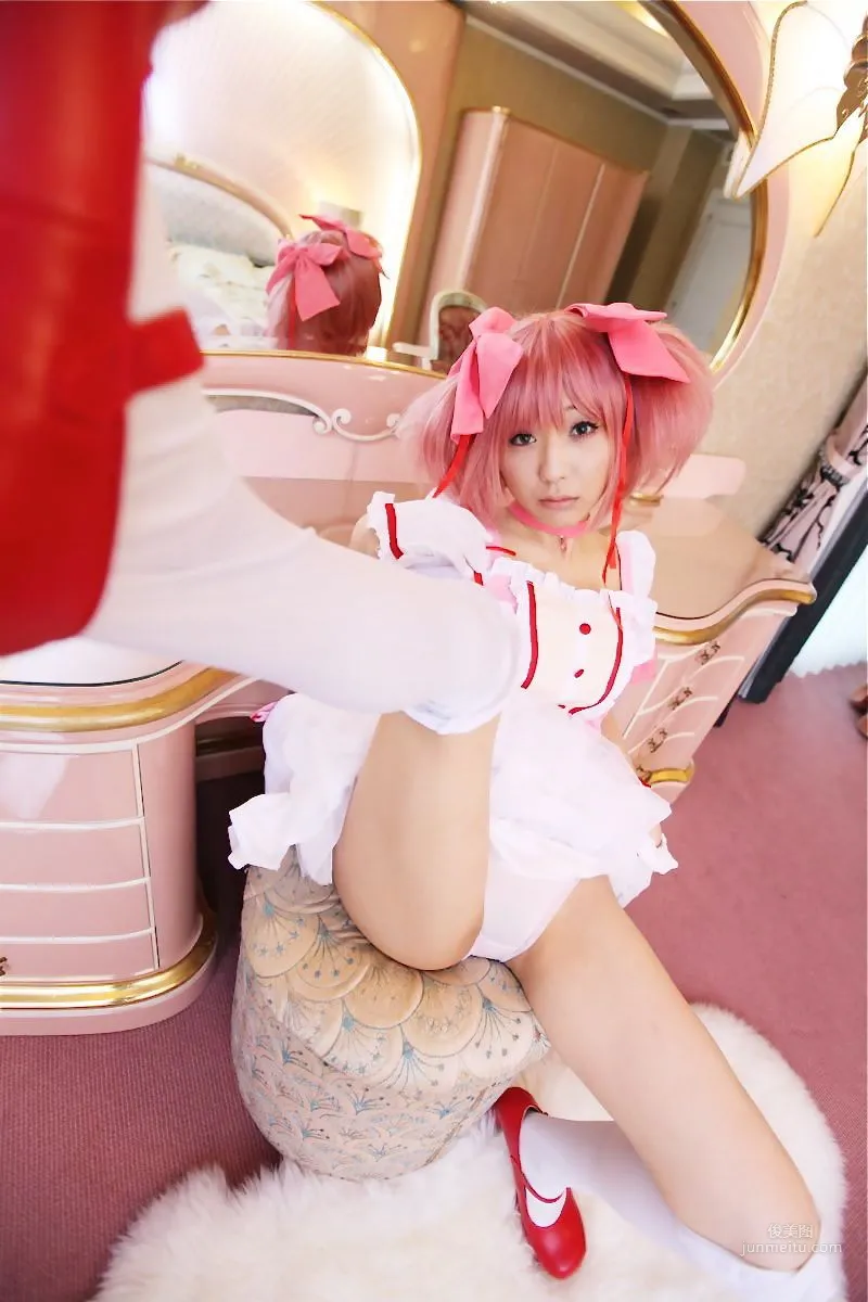 華群みさき《魔法少女まどか☆マギカ》鹿目まどか [HONEY BUNNY] 寫真集 21