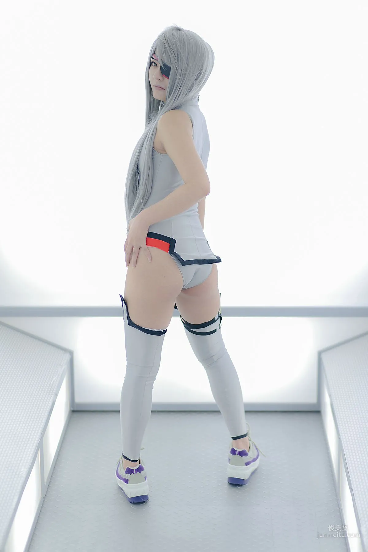 円ちゃみ 《Infinite Stratos》Laura Bodewig [sophillia] 寫真集 58