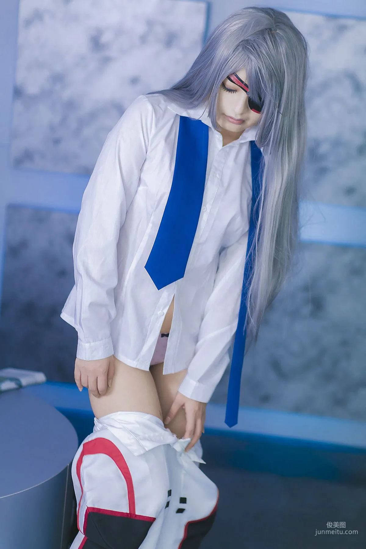 円ちゃみ 《Infinite Stratos》Laura Bodewig [sophillia] 寫真集 13