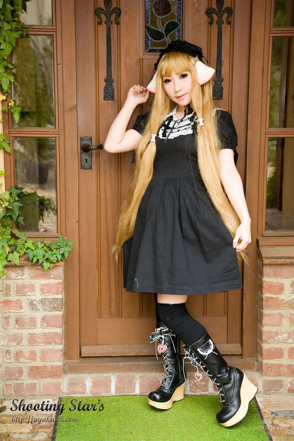 绫香 (Saku サク) 《Chobits》Chii+Freya [Shooting Star's] 寫真集 19