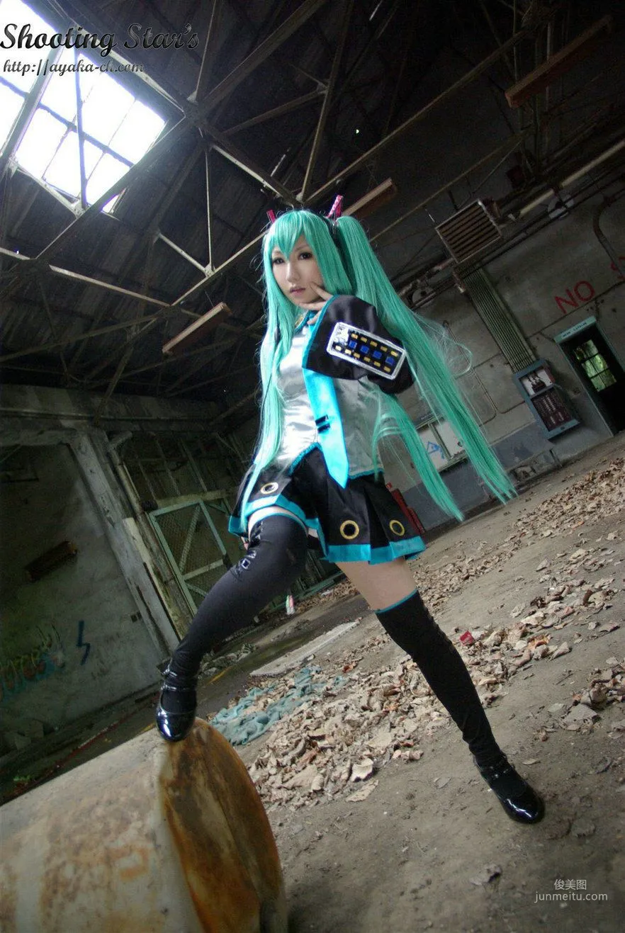 サク (绫香 Saku Ayaka) 《VOCALOID》Hatsune Miku [Shooting Star's] 寫真集 46