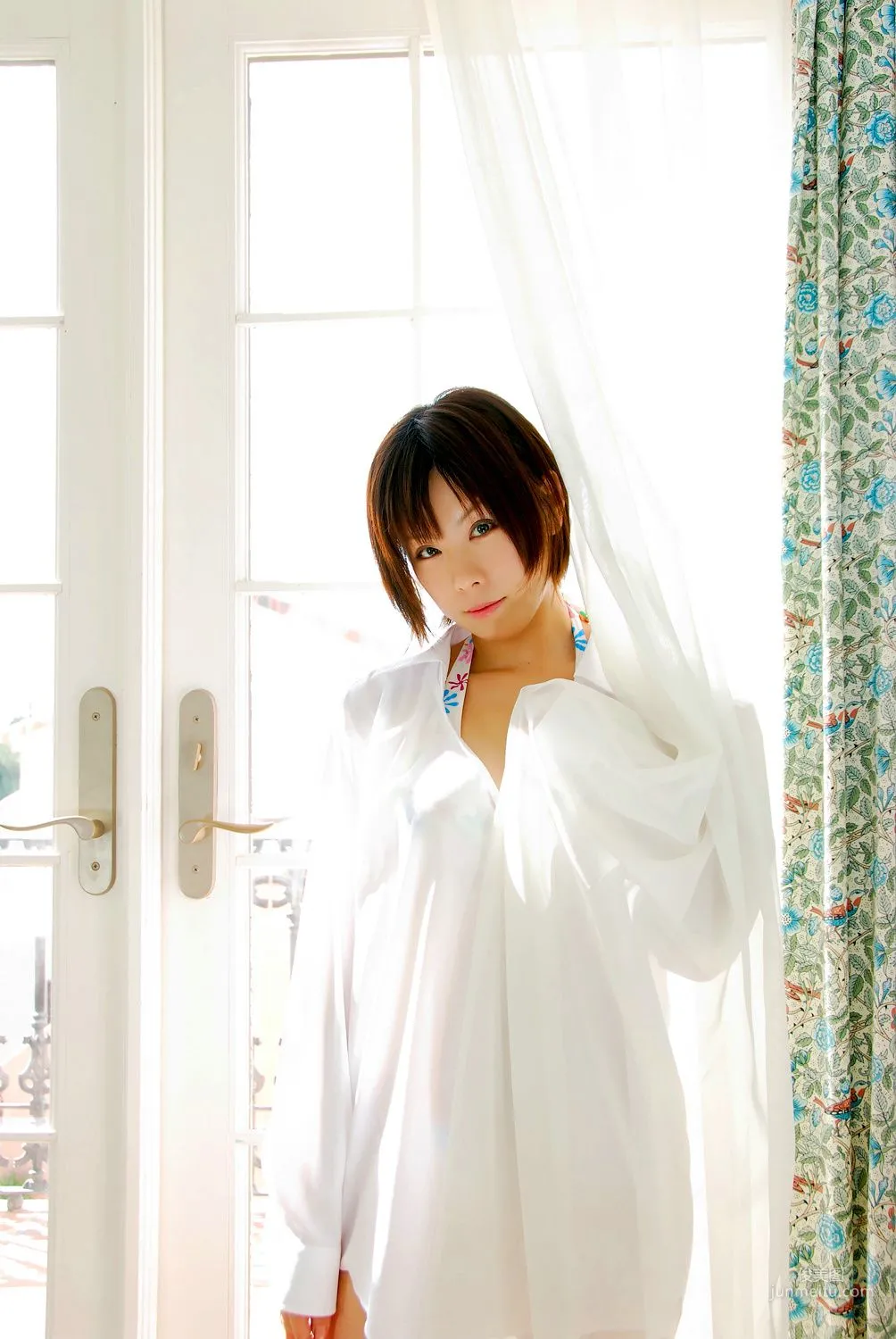 橘みなみ (Tachibana Minami) 《賭場少女》理歐・羅倫斯 3Sets 寫真集 60
