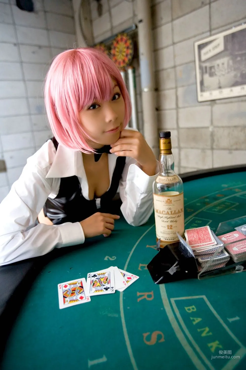 橘みなみ (Tachibana Minami) 《賭場少女》理歐・羅倫斯 3Sets 寫真集 29