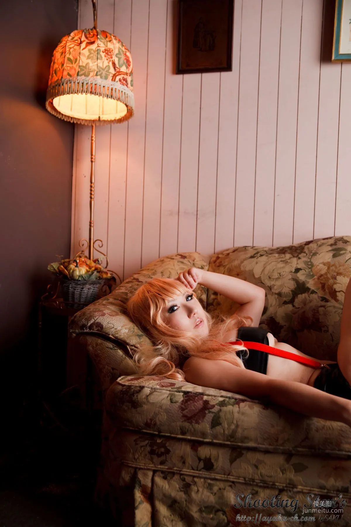 サク (绫香) 《Macros》Sheryl Nome [Shooting Star's] 寫真集 70