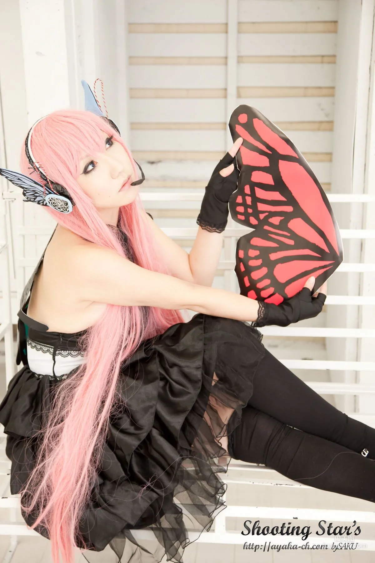 绫香 (Sakuサク) 《VOCALOID》 Megurine Luka [Shooting Star's] 寫真集 69