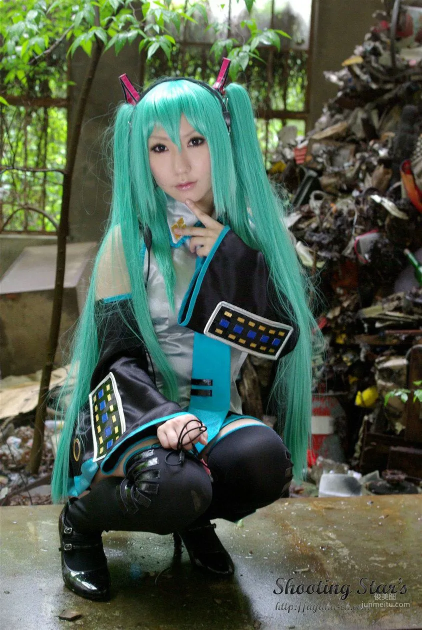 サク (绫香 Saku Ayaka) 《VOCALOID》Hatsune Miku [Shooting Star's] 寫真集 60