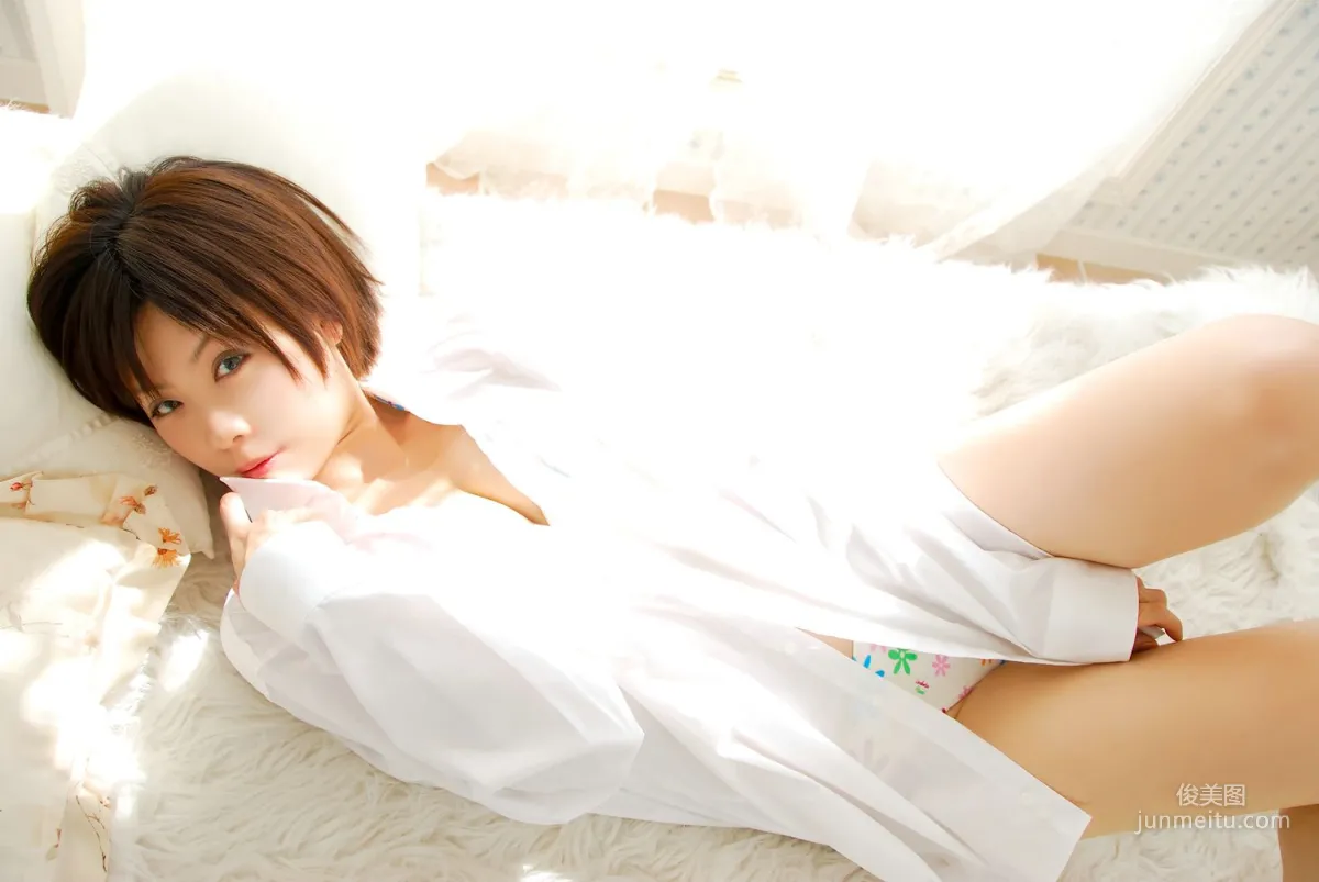 橘みなみ (Tachibana Minami) 《賭場少女》理歐・羅倫斯 3Sets 寫真集 56