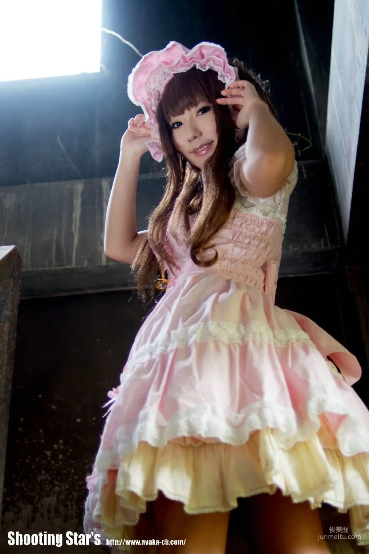 绫香 (Sakuサク) [Hana-Ori] Gothic Lolita 寫真集 16