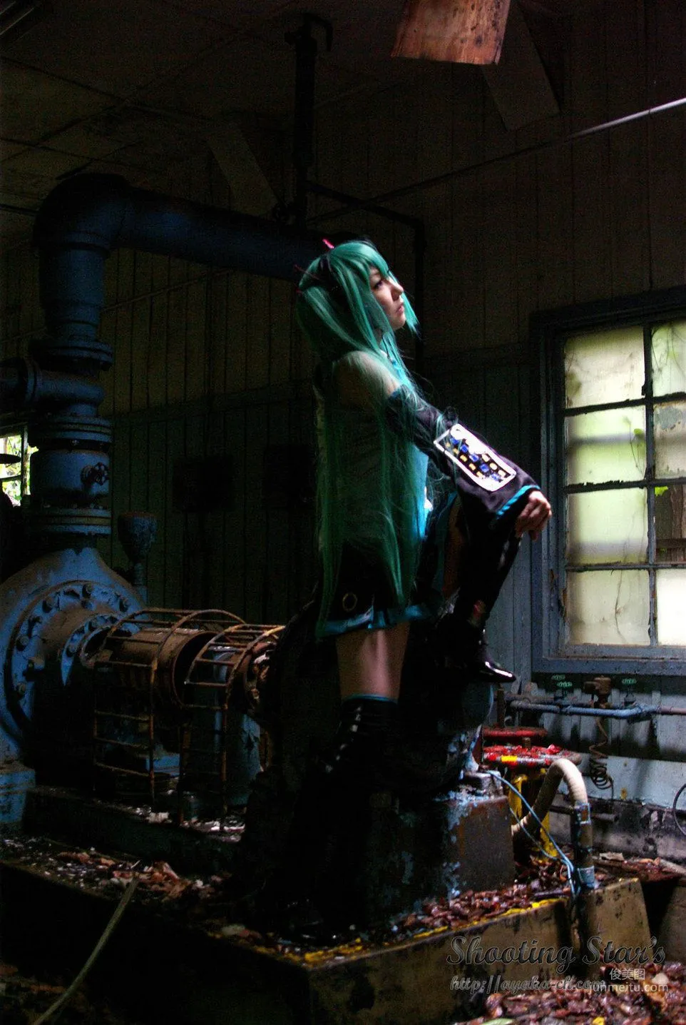 サク (绫香 Saku Ayaka) 《VOCALOID》Hatsune Miku [Shooting Star's] 寫真集 49