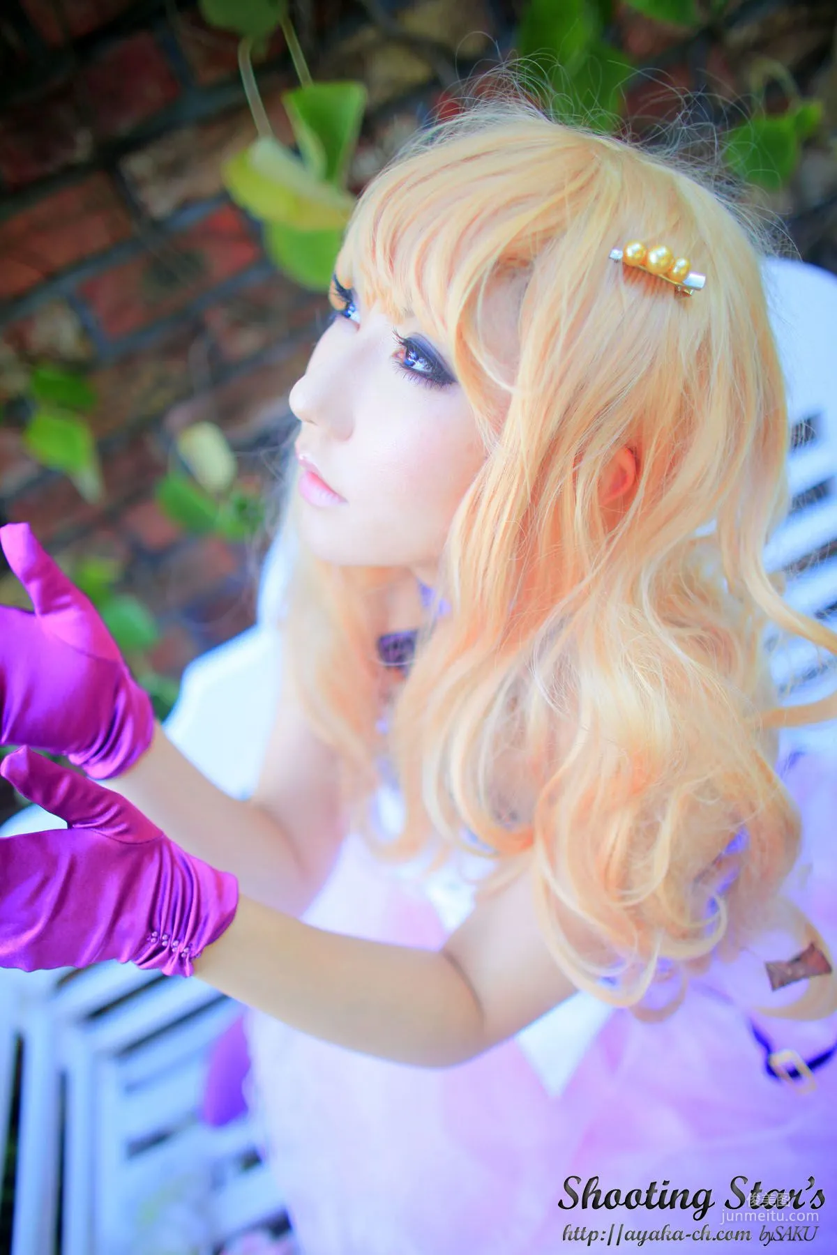 サク (绫香) 《Macros》Sheryl Nome [Shooting Star's] 寫真集 104