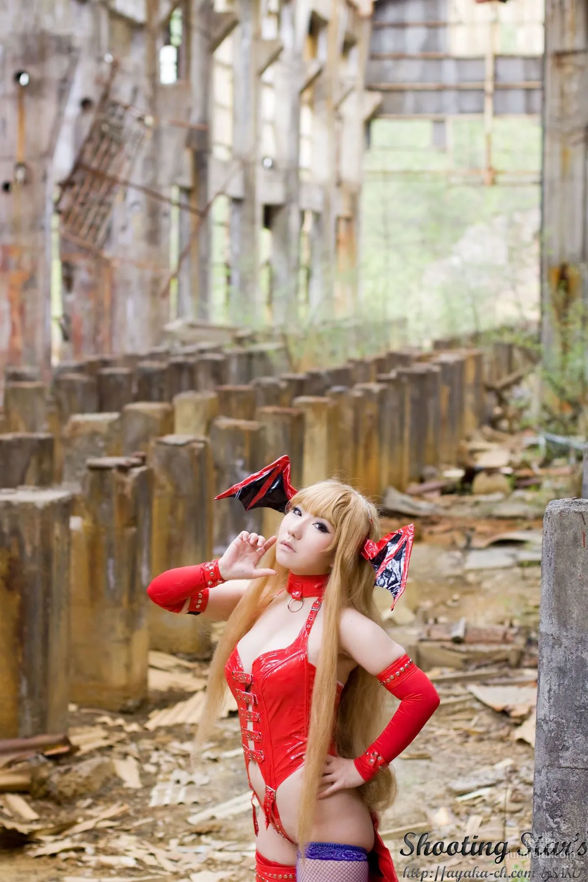 绫香 (サク Saku Ayaka) 《Vampire》Morrigan Aensland [Shooting Star's] 寫真集 73