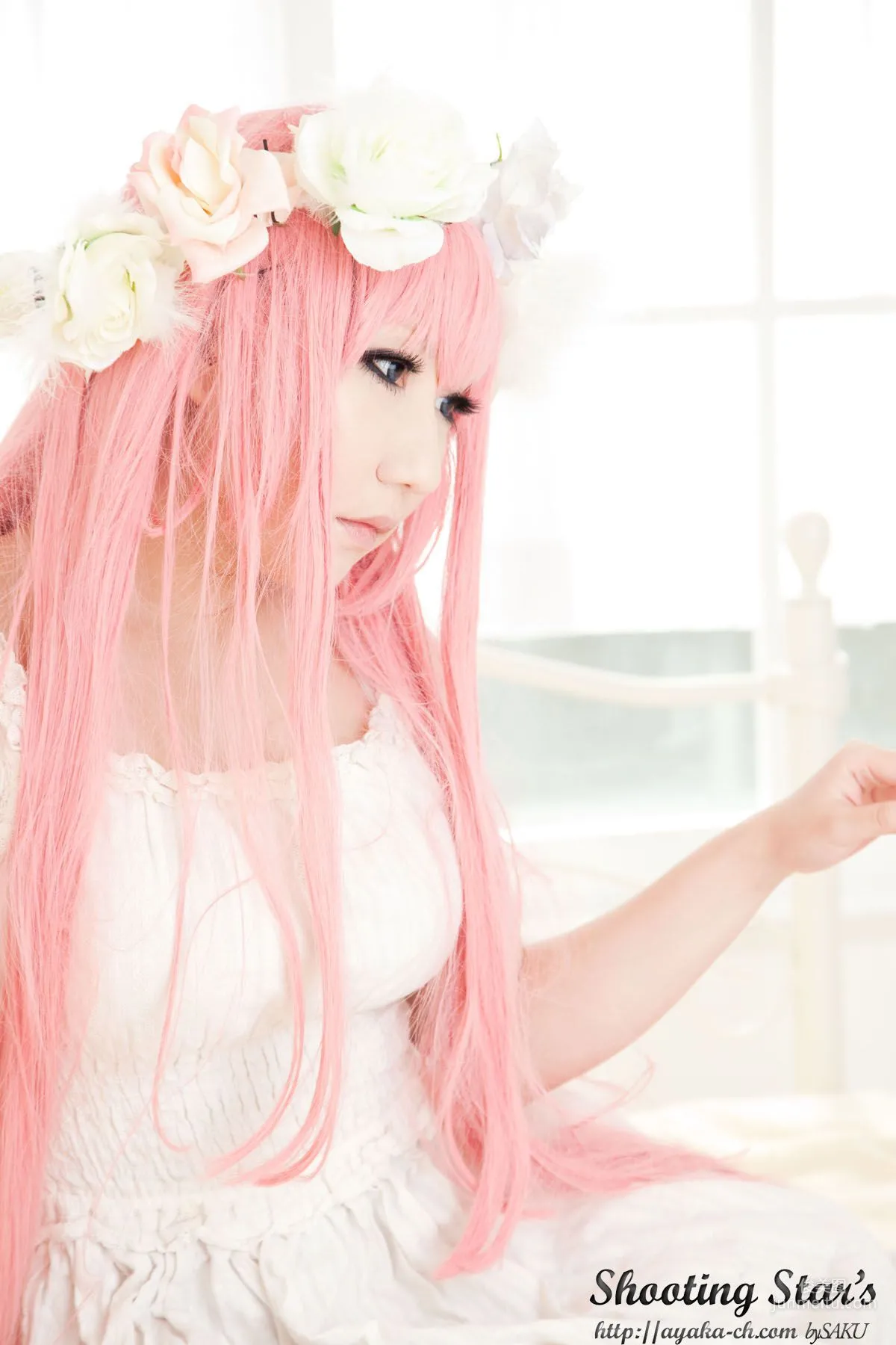 绫香 (Sakuサク) 《VOCALOID》 Megurine Luka [Shooting Star's] 寫真集 90