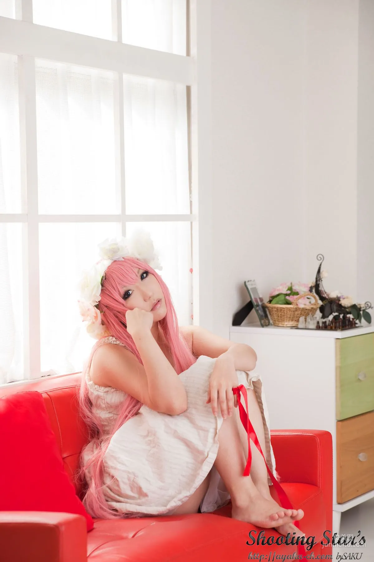 绫香 (Sakuサク) 《VOCALOID》 Megurine Luka [Shooting Star's] 寫真集 101