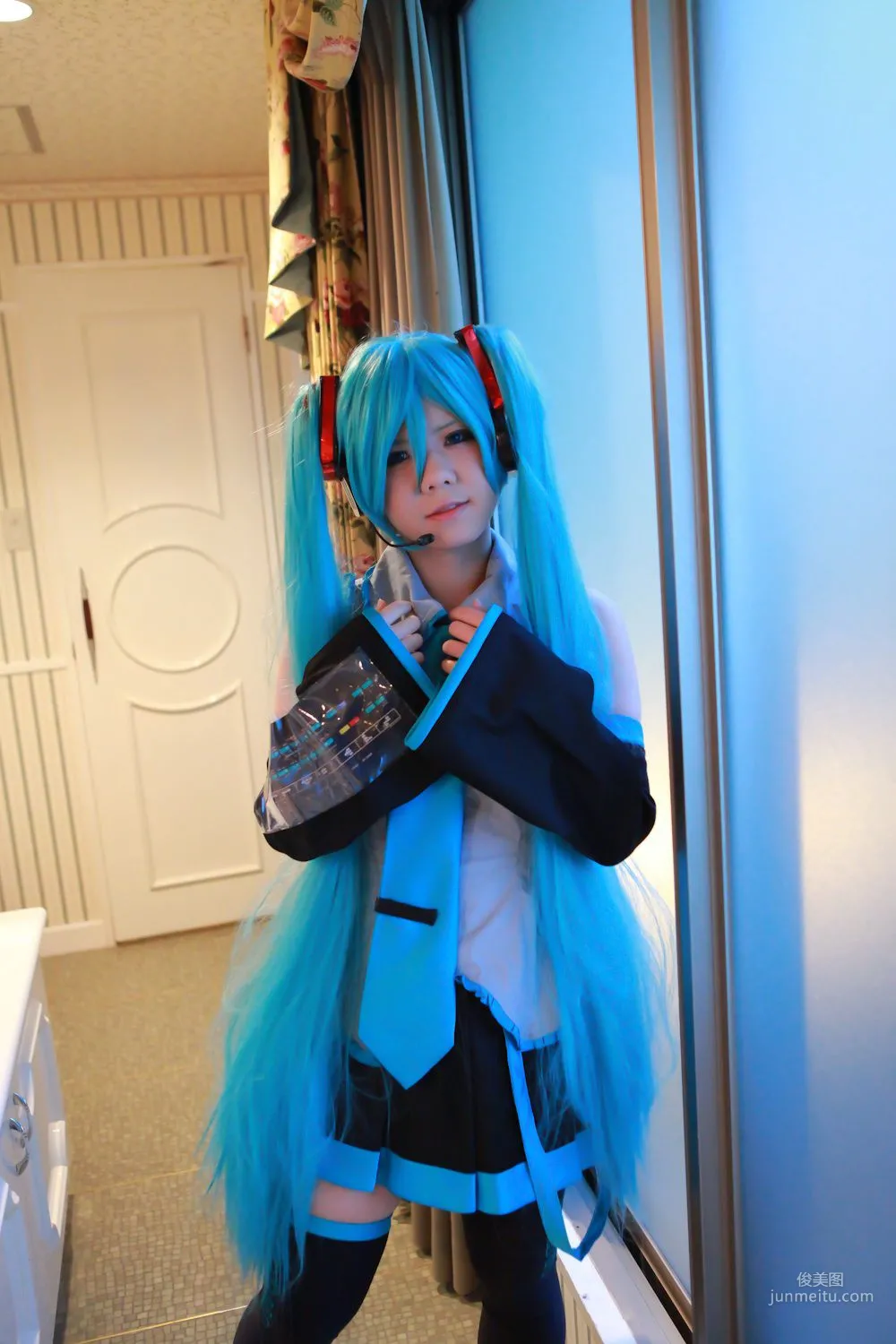 田中まな《VOCALOID》Hatsune Miku [Cosplay Channel] 寫真集 5