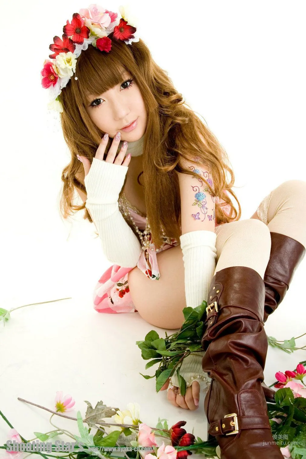 绫香 (Sakuサク) [Hana-Ori] Gothic Lolita 寫真集 79
